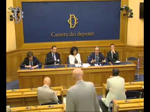 Roma - Conferenza stampa di Serena Pellegrino (04.06.15)