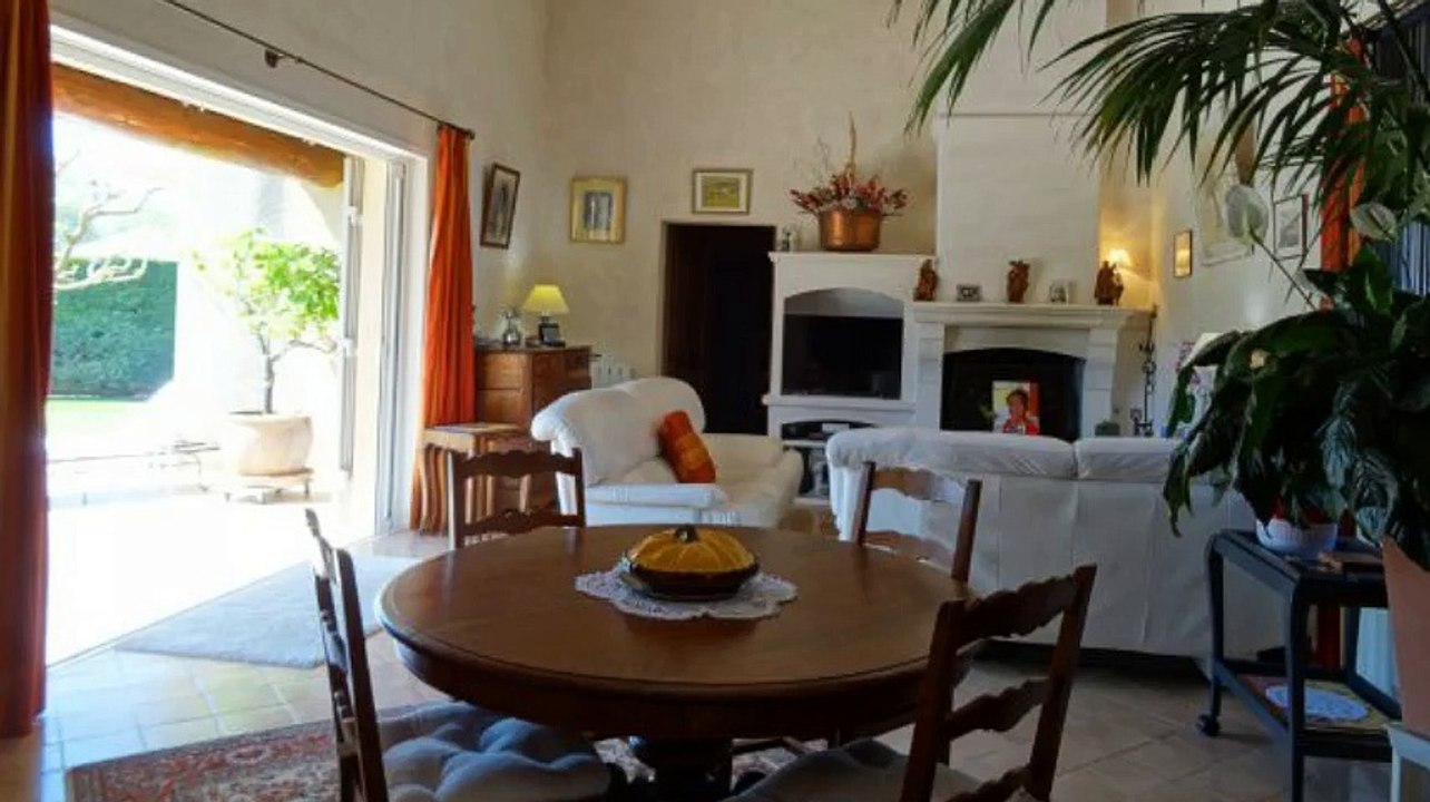 A vendre - Maison/villa - St Etienne Du Gres (13103) - 4 pièces - 105m²