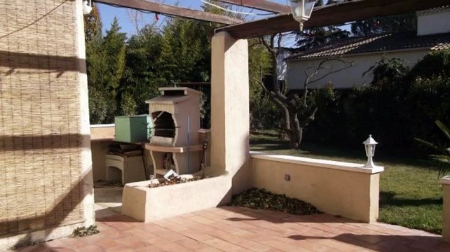 A louer - Maison/villa - St Etienne Du Gres (13103) - 4 pièces - 100m²