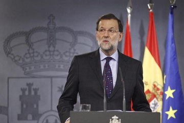 Rajoy acusa de sectarismo a Sánchez por aislar al PP