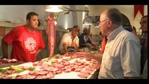 Dr. Mustapha Ben Jaâfar visite le marché central de Tunis