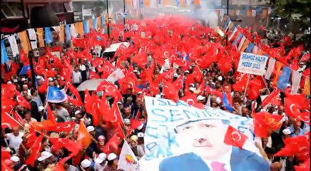 RİZE'DE ERDOĞAN'A DESTEK YÜRÜYÜŞÜ
