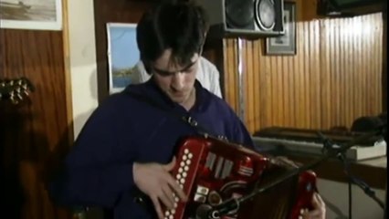 John Beag Ó Flaharta, na hAncairí,1990, Amhrán Chuigéal,  "Slán leat ...", RTE, Cursaí
