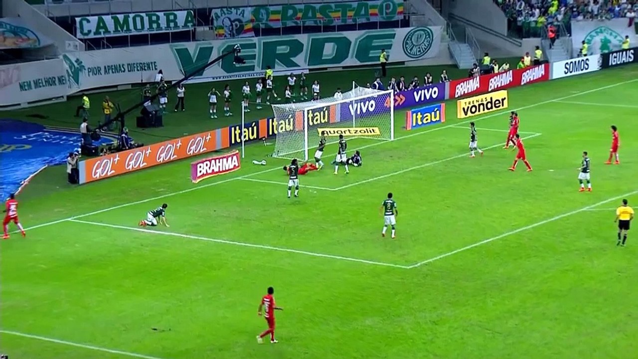 Brasileiro: Keeper-Depp mit Ünglückstat