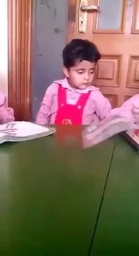 تعلیمی اداروں میں بجلی کی لوڈ شیڈنگ گرمیوں میں بچے کس طرح متاثر ہوتے ہیں