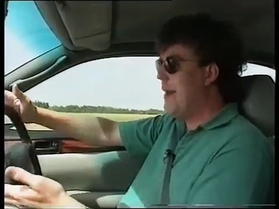 Jeremy Clarkson reviews the Toyota Soarer UZZ32...