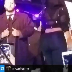 Nicki Minaj and Meek Mill kiss on stage and perform BUY HEART!