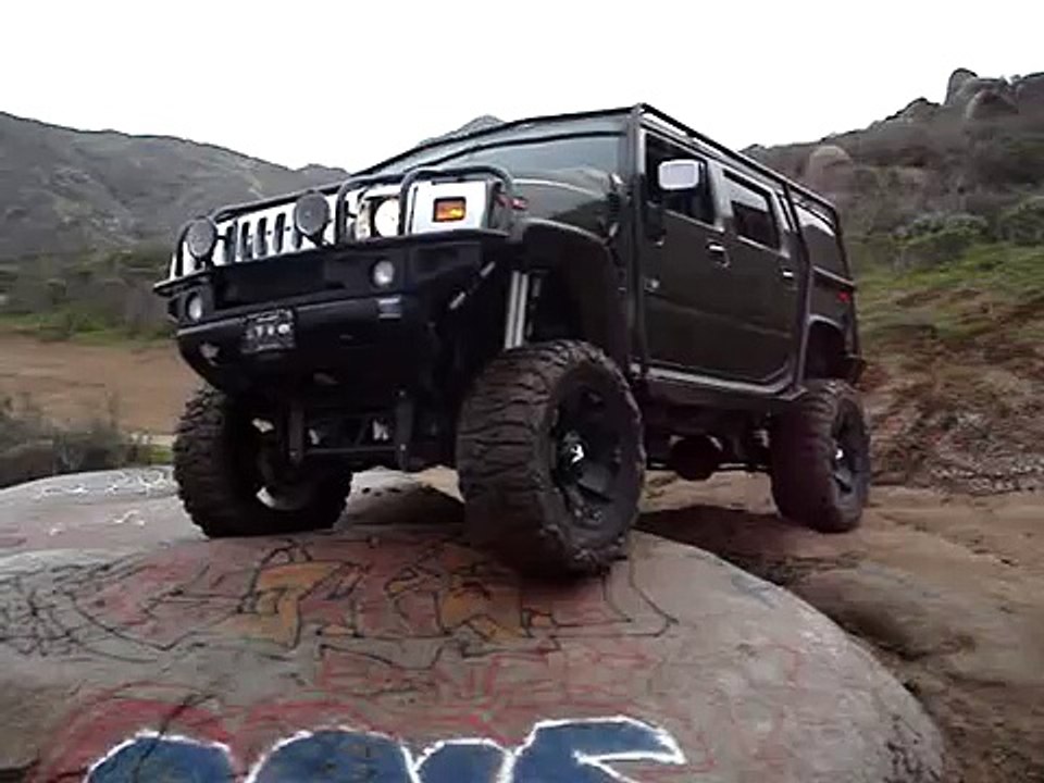 hummer h2 off road