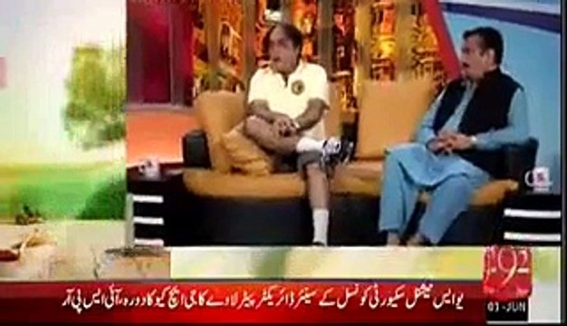 Pakistani Intelligence Agencies Are Waiting Prime Minister Permission To Expose The Corruption Of A Big Pakistani Business Group - Must Watch