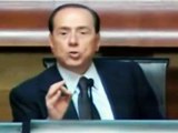Berlusconi e il nucleare. Le centrali fattele ad Arcore !