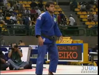 Judo 2005 Cairo FINAL [-66kg] Joao Derly (BRA) -- Masato Uchishiba (JPN)