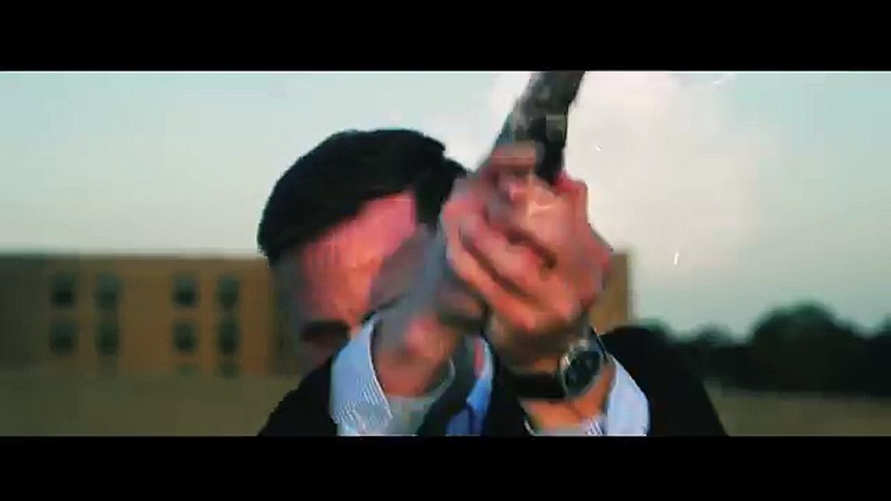 Il fait semblant de tourner un film pour demander sa copine en mariage !