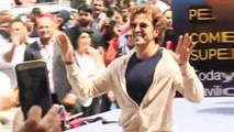 Hrithik Roshan Performs For Fans In Malaysia | IIFA Awards 2015