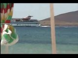 Mavi Marmara ship creates a Tsunami like wave in Avsa