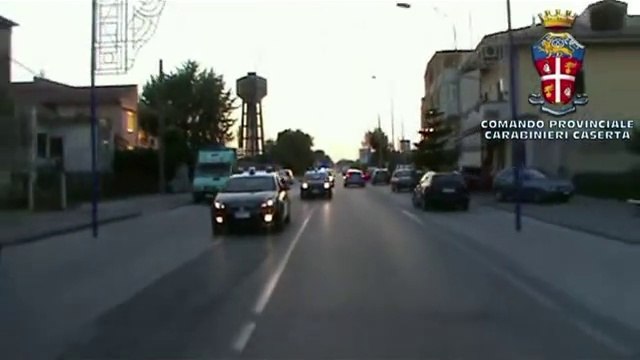 Camorra - pizzo imposto a commercianti del Casertano, 10 arresti