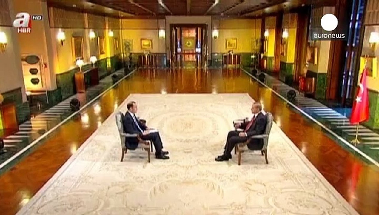 Türkei: AKP nennt Explosionen bei Wahlkampfveranstaltung in Diyarbakir "Sabotage"