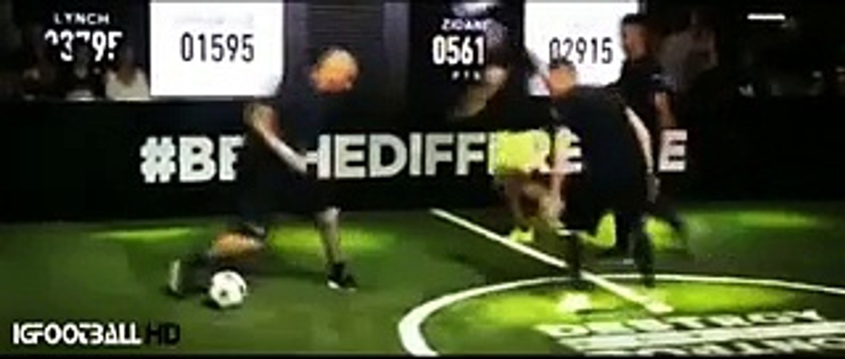 Zinedine Zidane & Enzo Zidane vs Sean Garnier Freestyle - The base Adidas| Berlín - 2015