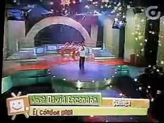 niño talento - El condor pasa "desde ECUADOR orgullosamente"