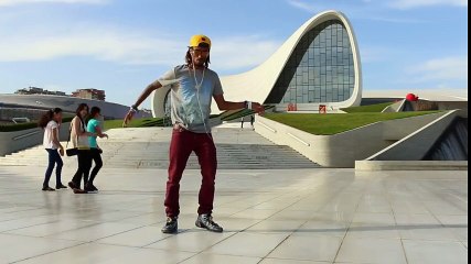 İnsanlık Dışı Dans Eden Adam