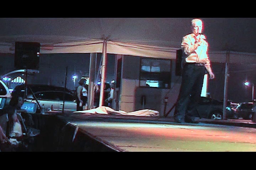 Chris Drummond performs 'Single Shinning Star' at Elvis Week 2006