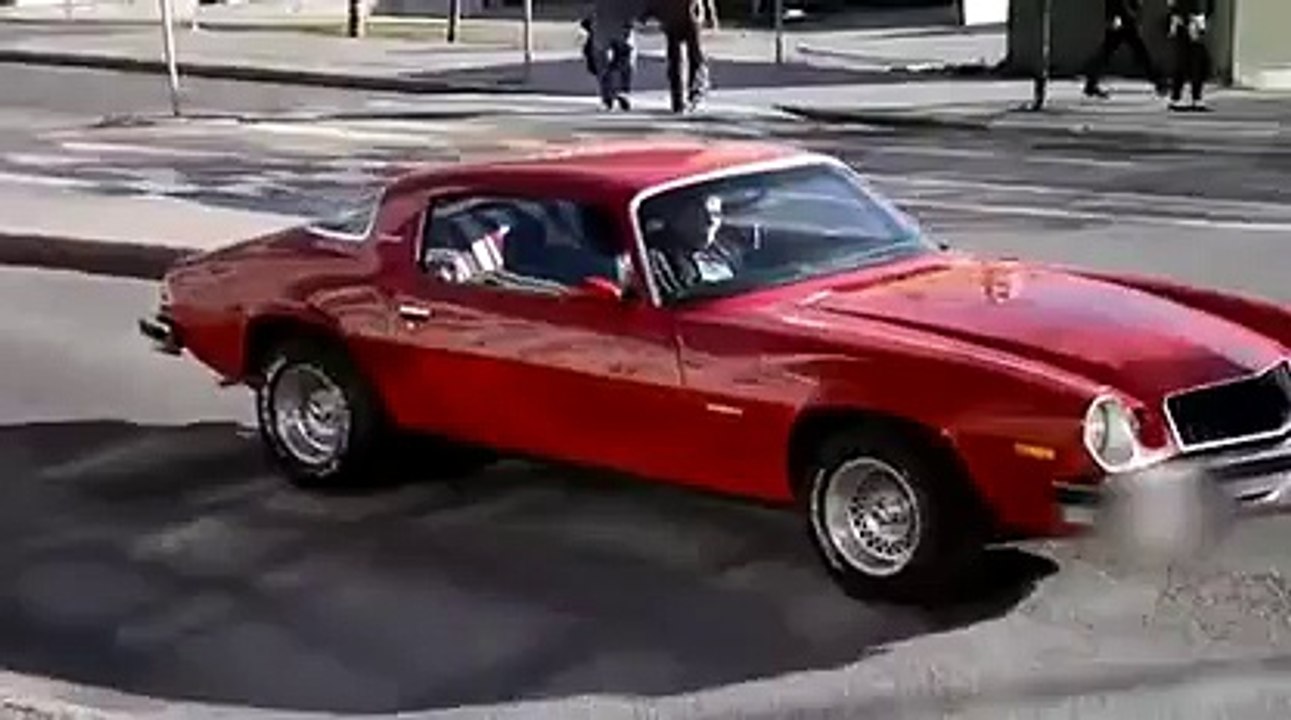 Ridiculous Burn out FAIL with Old Chevy car