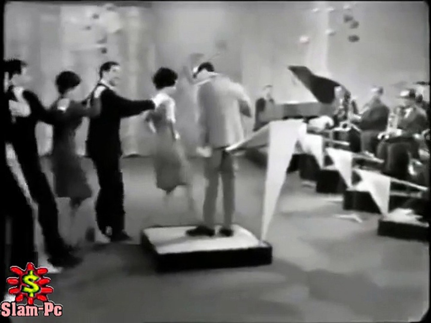 Penguin Dance 1956 | رقصة البطريق الأصلية - video Dailymotion