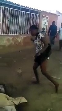 Woman VS man : Woman wins in a violent Knock out!