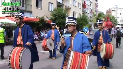 MHP, Akhisar Konvoyunu Yaptı