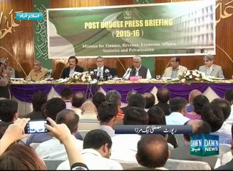 Bahir Nikalo Is Ko - Ishaq Dar Blasted On Journalist