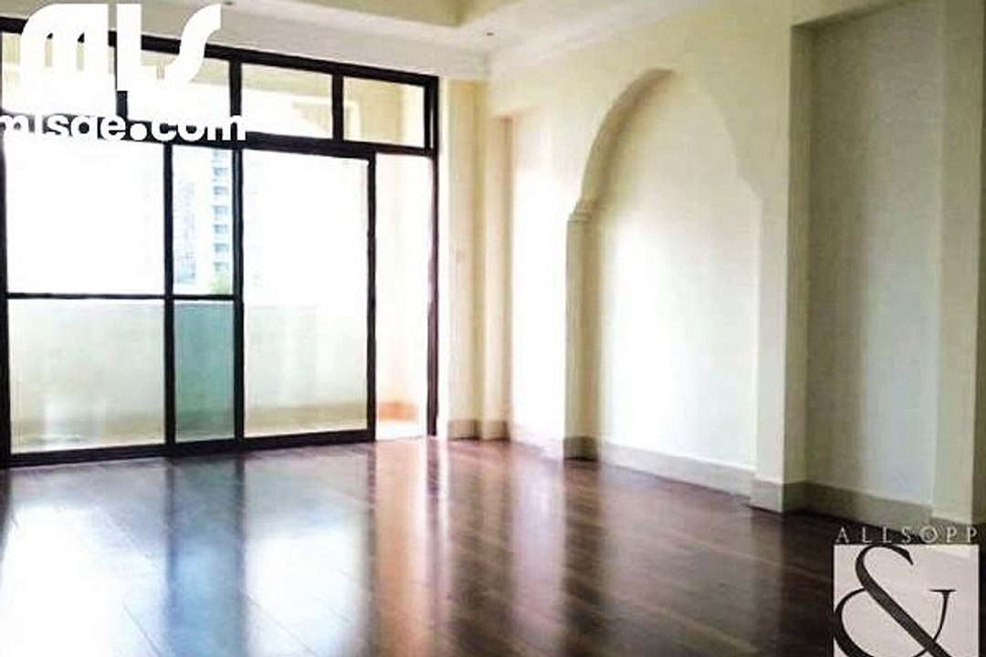 Available 31st of July  Large One Bedroom Apartment in Attareen  Old Town Island. - mlsae.com