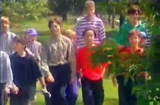 Angel Voices - How Can I Keep from Singing