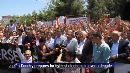 Turkey: thousands rally after deadly attacks on Kurdish party