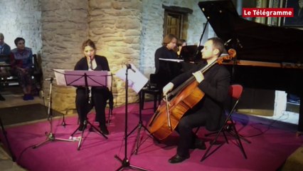 Guingamp. Une petite scène en ville emballante