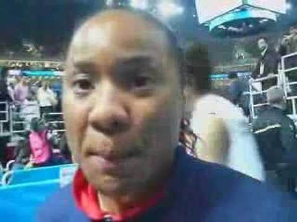 Backstage interview with Dawn STALEY