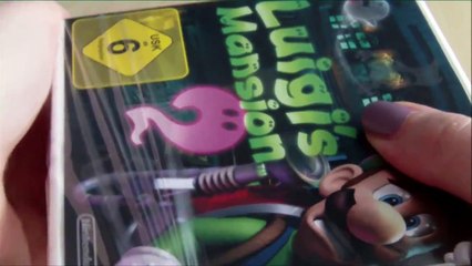 ASMR: Silent Unboxing of Luigi's Mansion 2