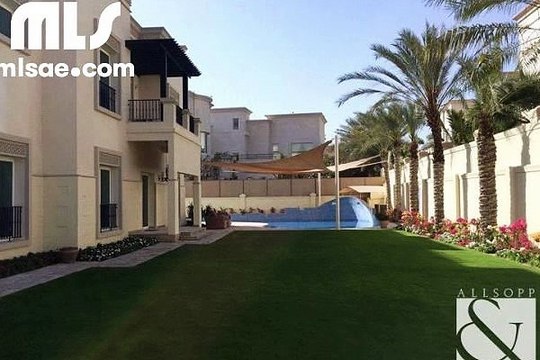 Price reduction Stunning six bed mansion in Emirates Hills with private pool and a full lake view. - mlsae.com