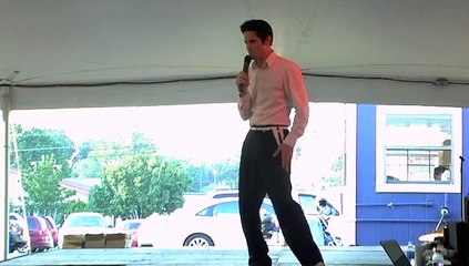 Dean Z sings 'I Got Stung' Elvis Week 2008