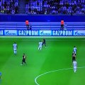 Caño de Alves a Vidal. Final de la Champions League. 2015. Barcelona - Juventus