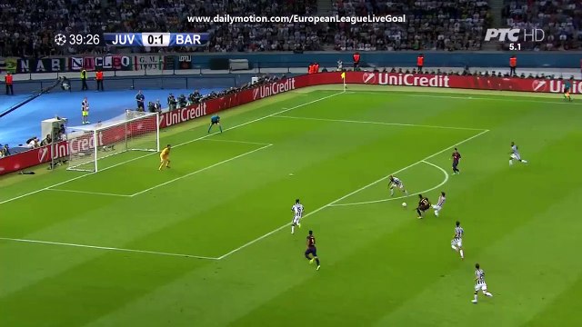 Luis Suarez Great Shot _ Juventus - Barcelona 06.06.2015 HD