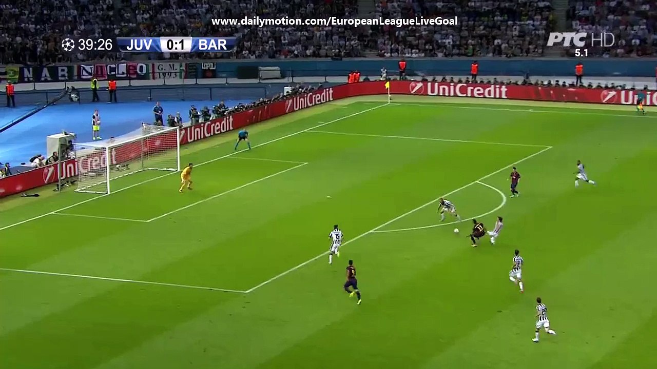 Luis Suarez Great Shot  _ Juventus - Barcelona 06.06.2015 HD