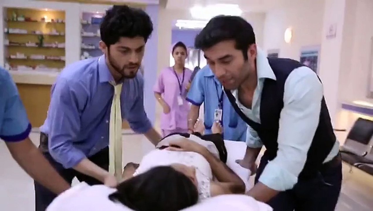 Zindagi Wins 6th June 2015_clip0