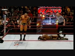 Kofi Kingston destroys Randy Orton