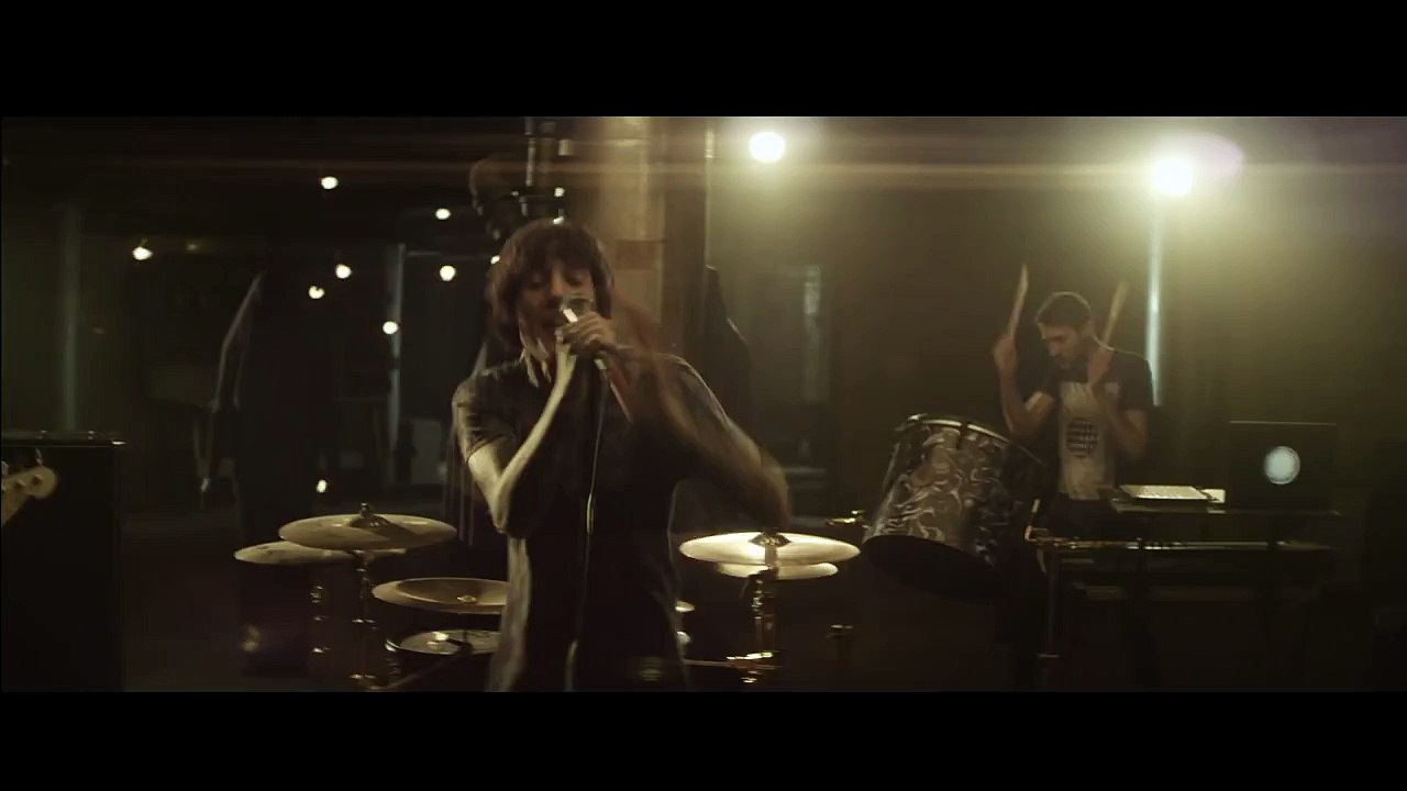 Bring Me The Horizon - 'Can You Feel My Heart'-6AVRCQBc59w