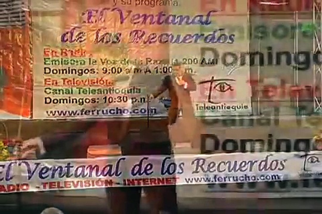 El "supuesto" hijo colombiano de José José, Manuel José - 40 y 20 (No es, leer descripción)