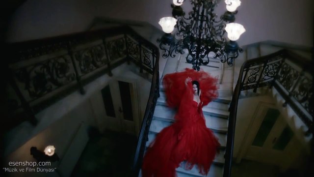 Bir Ben Bir Allah Biliyor (Bülent Ersoy feat. Tarkan)