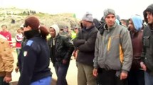 Lampedusa, altri 320 immigrati sull'isola