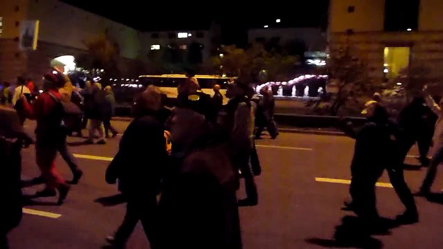 Stuttgart 21: Staatstheater und Staatsopernhaus solidarisieren sich spontan mit den S21-Gegnern