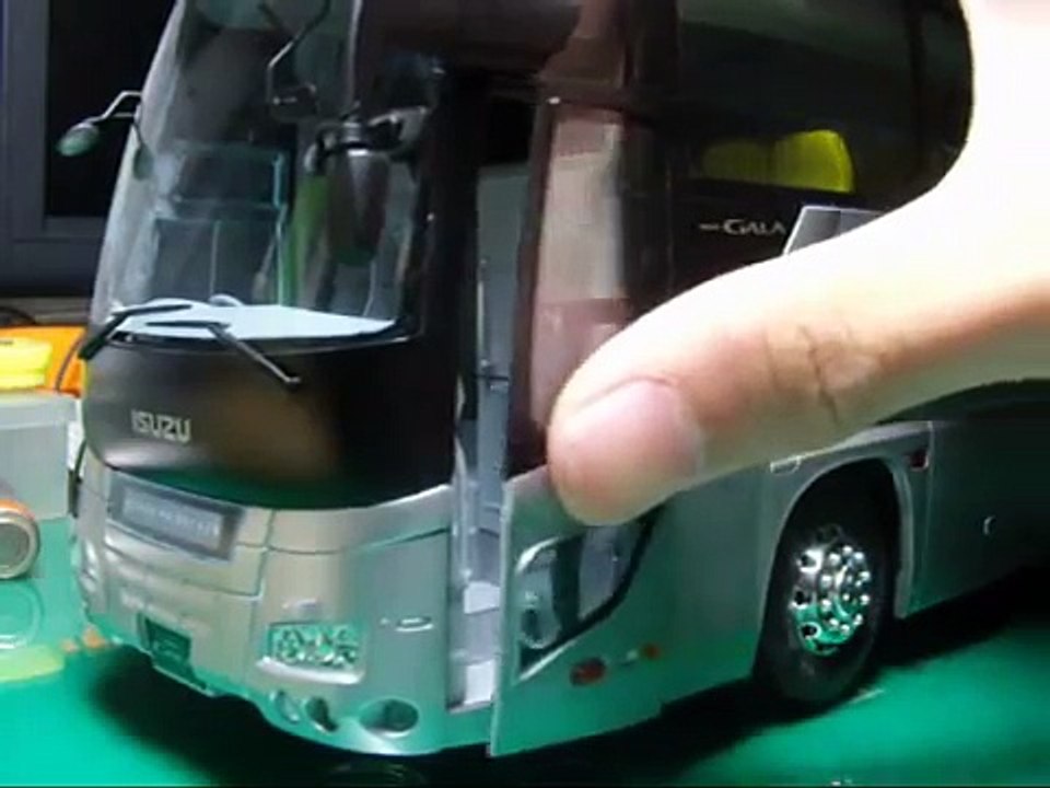 1/32 FUJIMI  ISUZU GALA SUPER DECKER