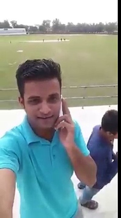 Pakistani Boys Funny Video #pigeonvsindia