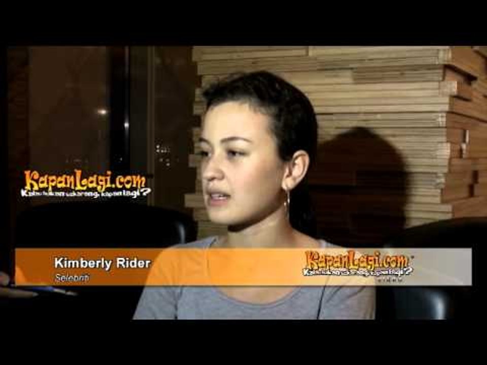Kimberly Ryder Banyak Minum Air Putih Saat Sahur